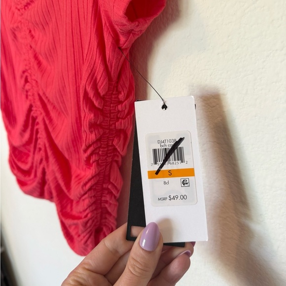 DKNY Coral Red Ruched Short Sleeve Cute Top NWT- Size Small - Picture 5 of 8